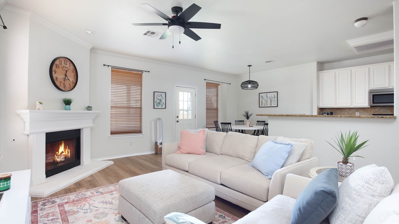 Photo of Livingroom in Cross Mountain