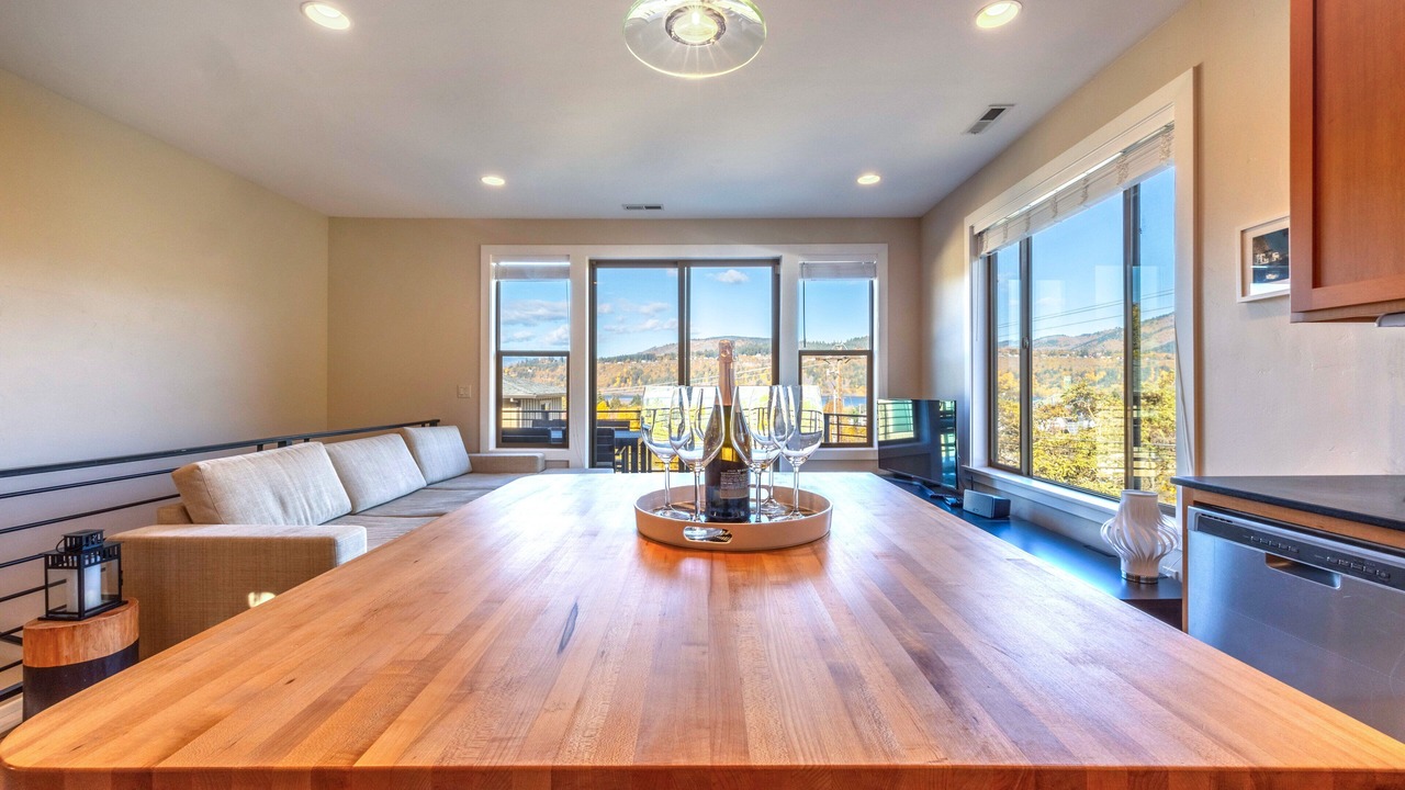 Photo of Others in Hood River