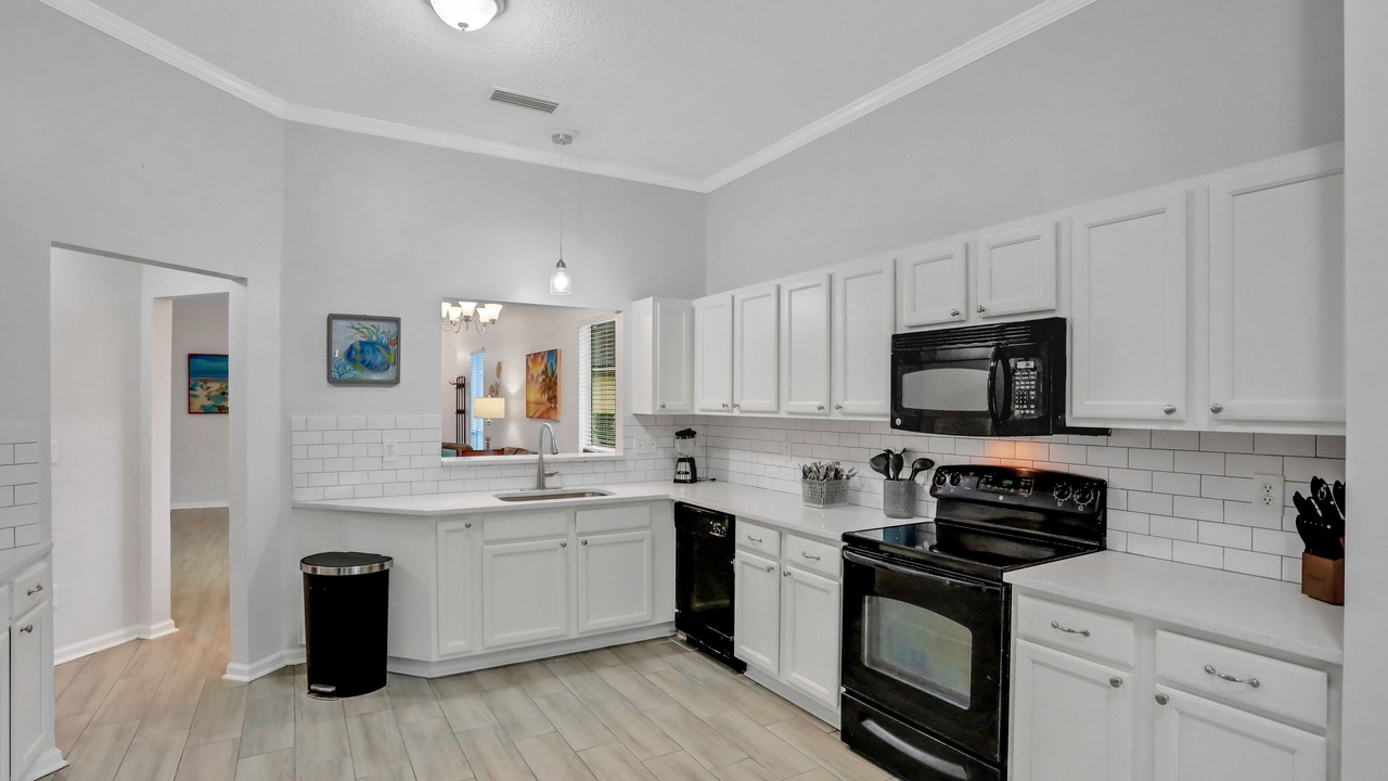 Photo of Kitchen in OakLeaf Plantation