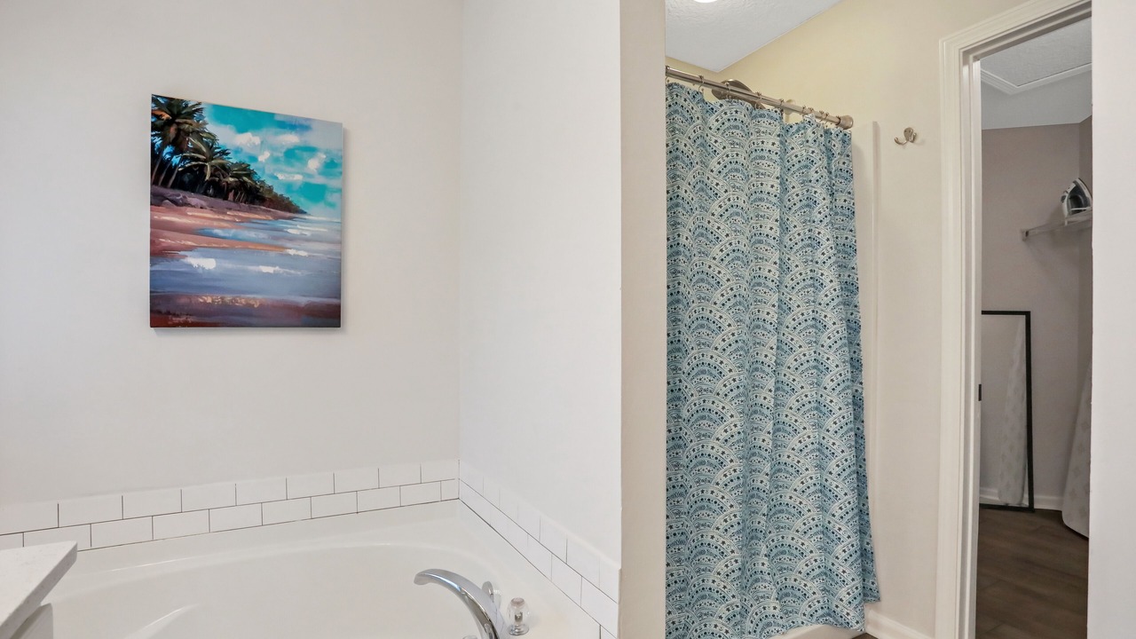 Photo of Bathroom in OakLeaf Plantation