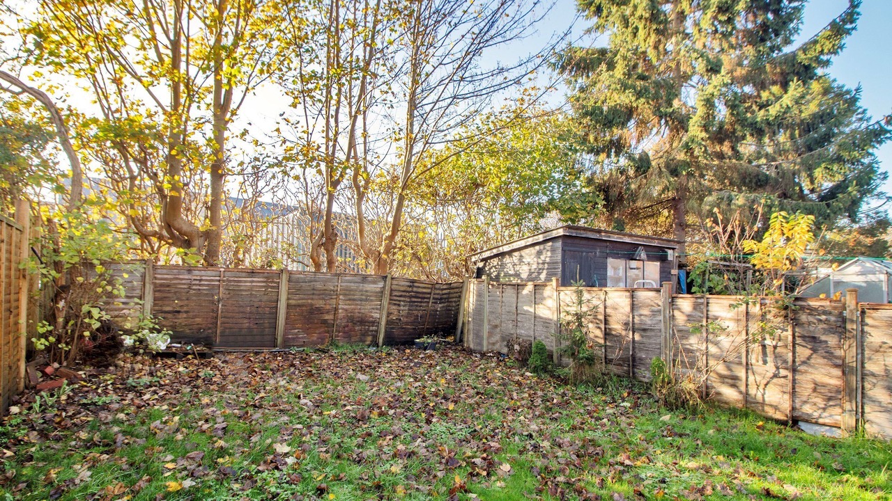 Photo of Outdoor in Five Oak Green