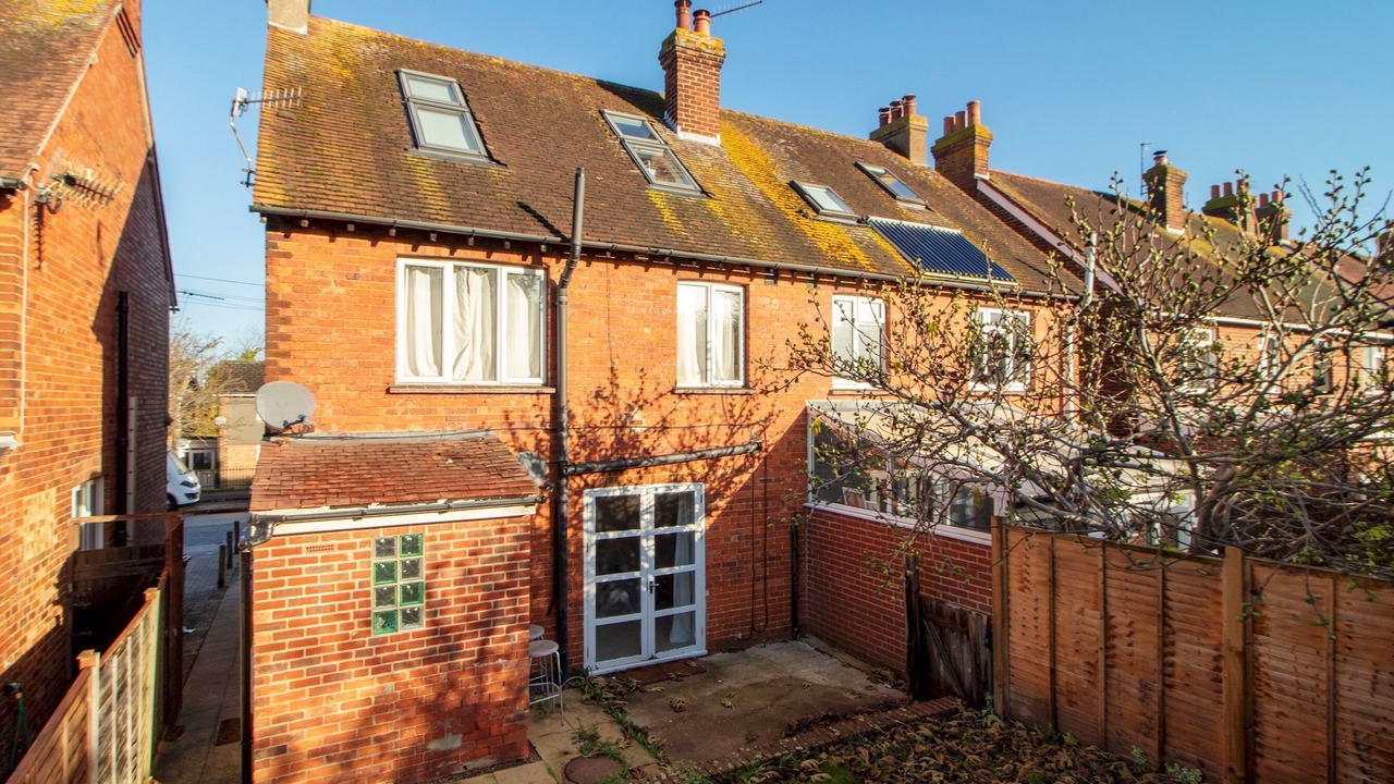 Photo of Outdoor in Five Oak Green