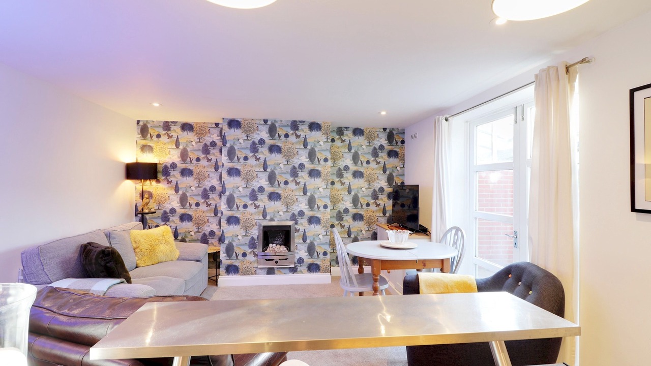 Photo of Others in Five Oak Green