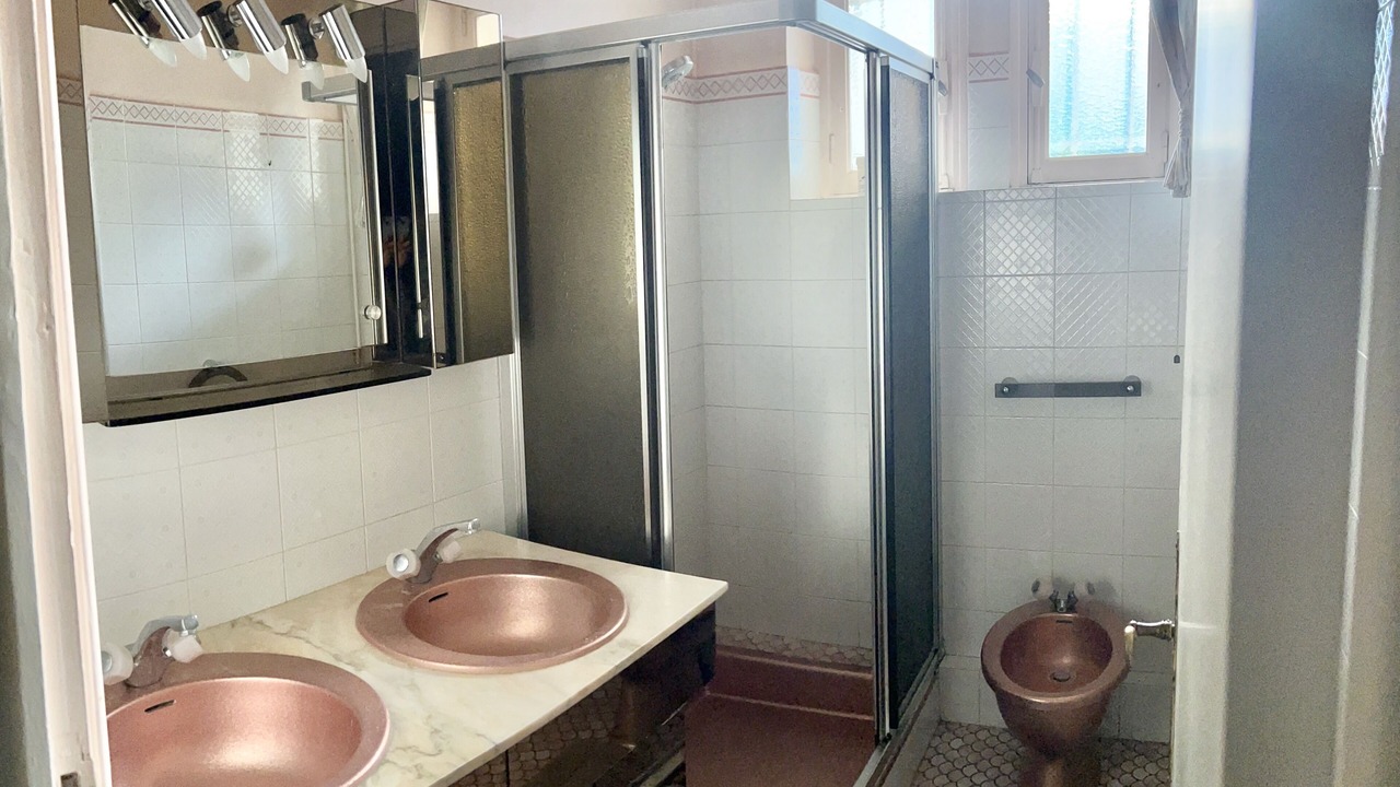 Photo of Bathroom in Carcassonne