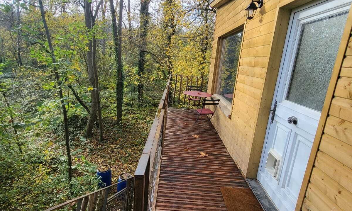 Photo of Patio Balcony in Escolives-Sainte-Camille
