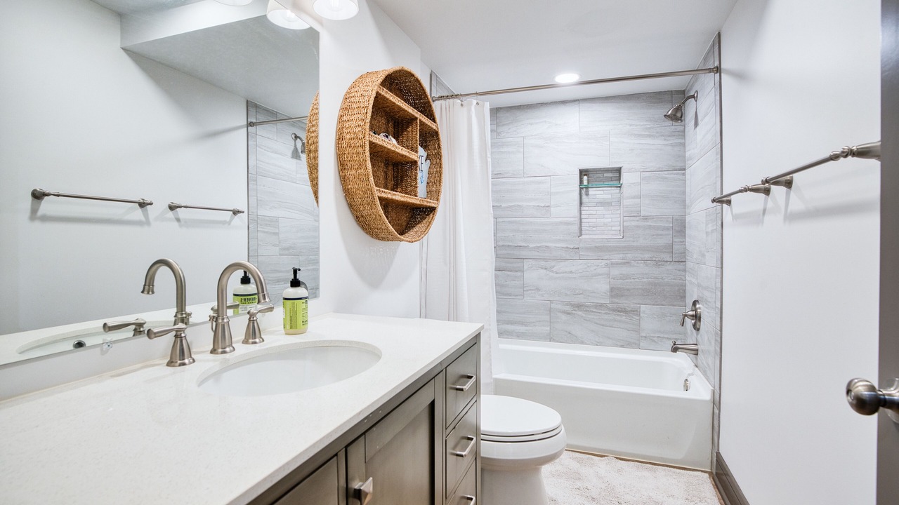 Photo of Bathroom in Cascade