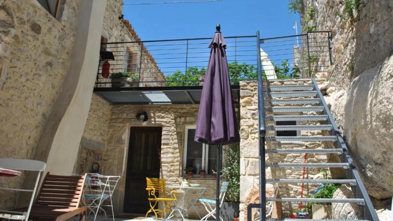 Photo of Patio Balcony in Aigueze