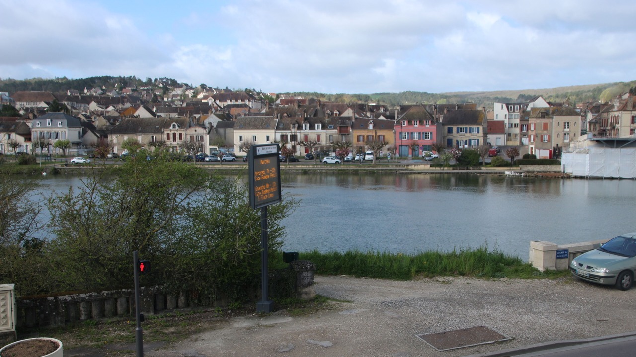 Photo of Others in Pont-sur-Yonne