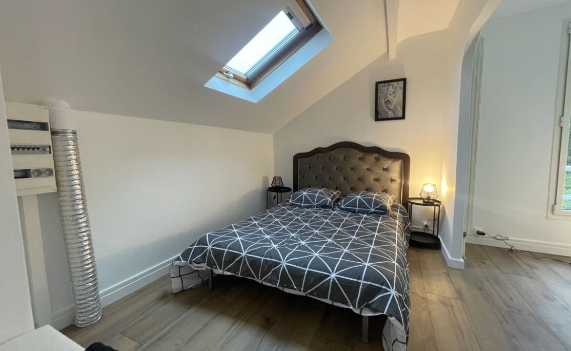 Photo of Bedroom in Villemomble