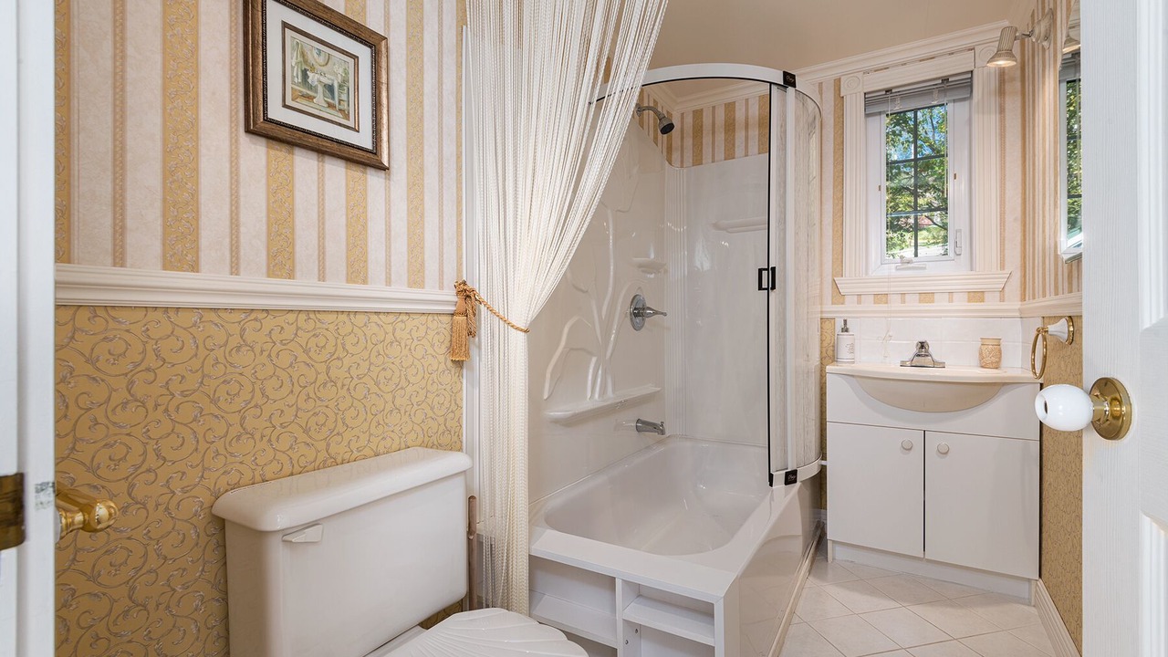 Photo of Bathroom in Pointe-au-Pic