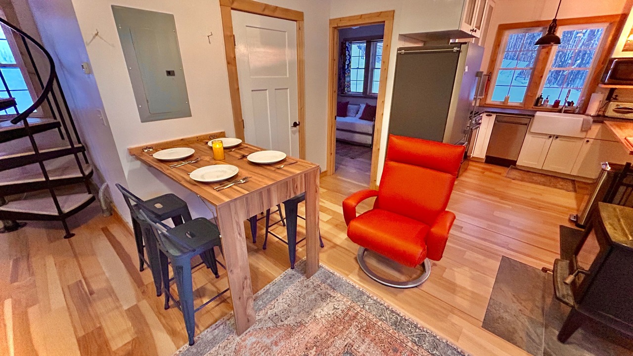 Photo of Others in Glover