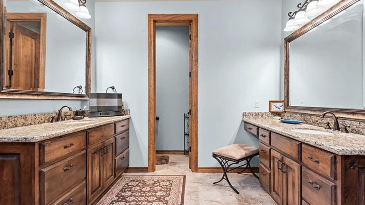 Photo of Bathroom in Huntington