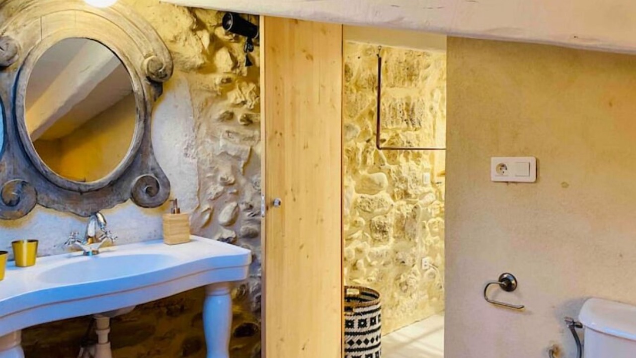 Photo of Bathroom in Saint-Just