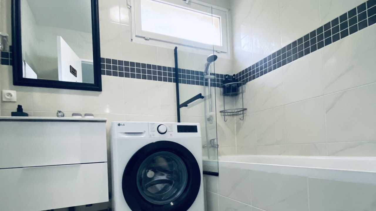 Photo of Bathroom in Vitry-sur-Seine