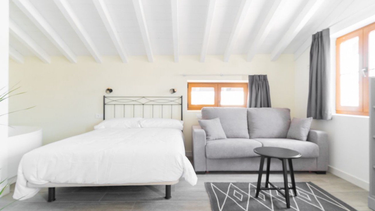 Photo of Bedroom in Villaverde de Pontones