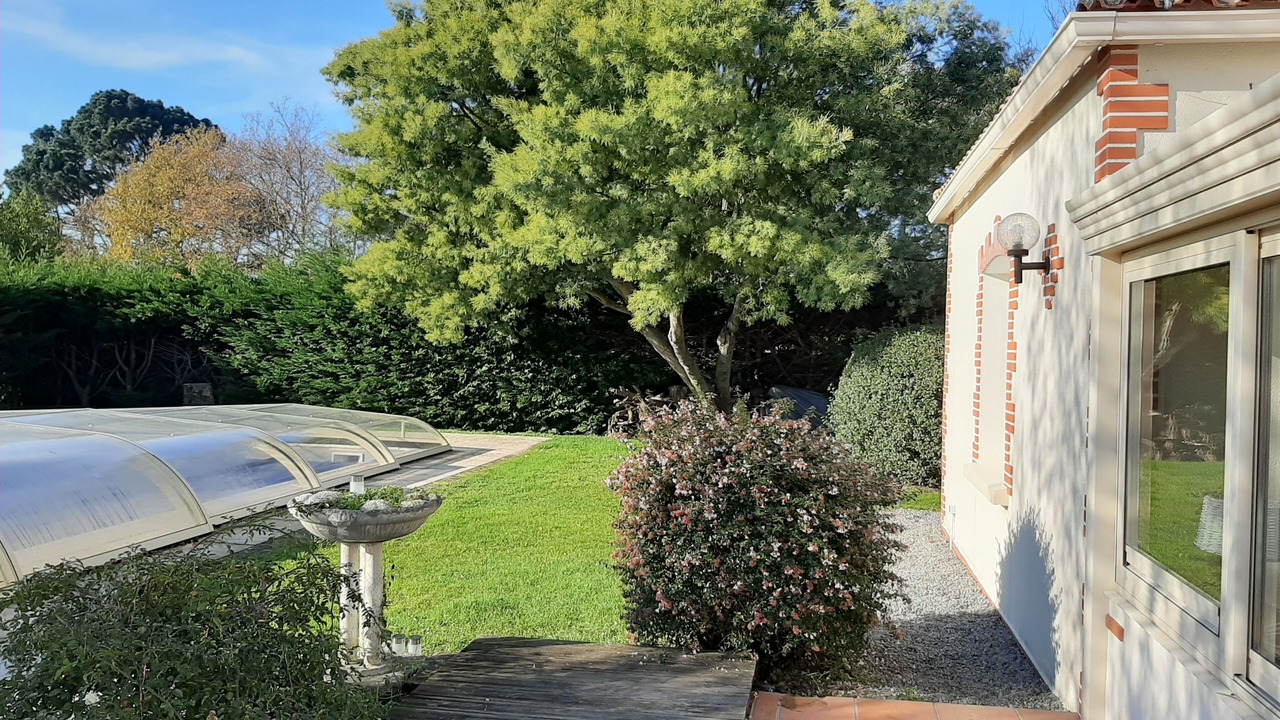 Photo of Patio Balcony in Les Moutiers-en-Retz