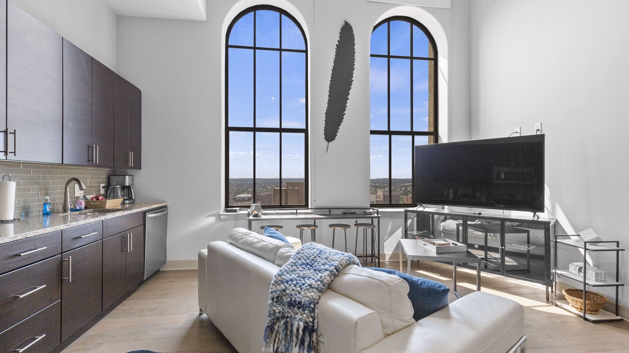 Photo of Livingroom in Downtown Baltimore