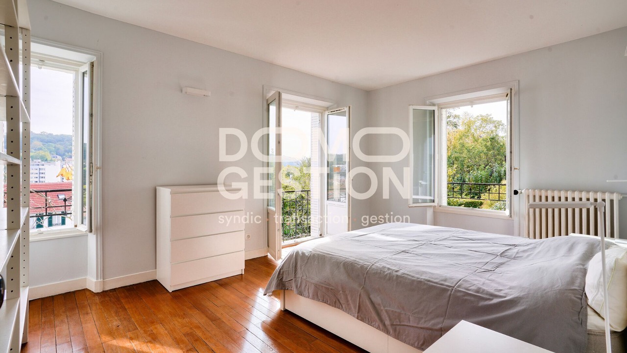 Photo of Bedroom in Sevres