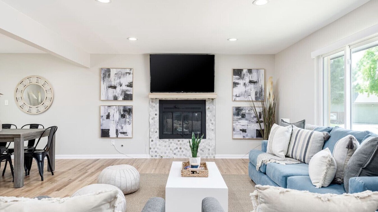 Photo of Livingroom in Littleton