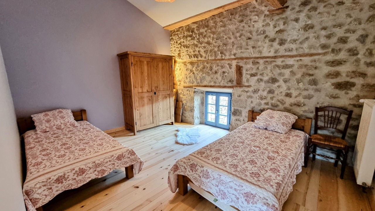 Photo of Bedroom in Usson-en-Forez