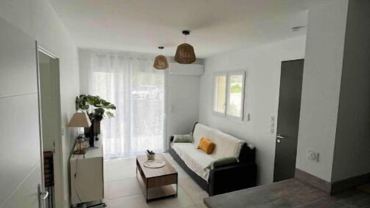 Photo of Livingroom in Montelimar