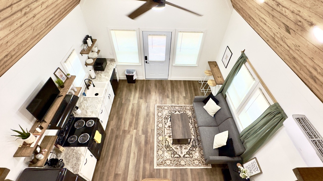 Photo of Livingroom in Albertville
