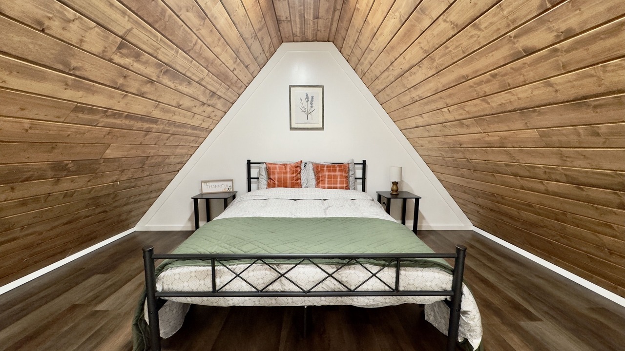 Photo of Bedroom in Albertville