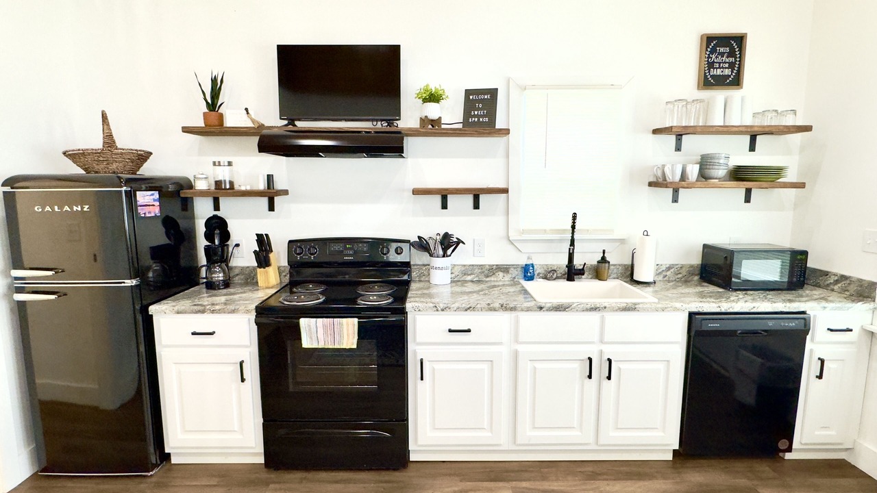 Photo of Kitchen in Albertville