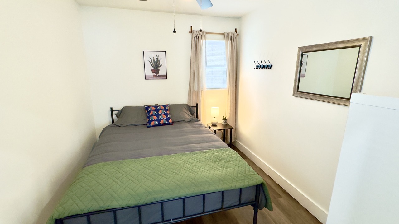 Photo of Bedroom in Albertville