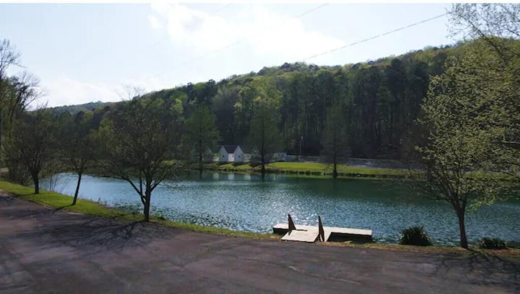 Photo of Others in Albertville