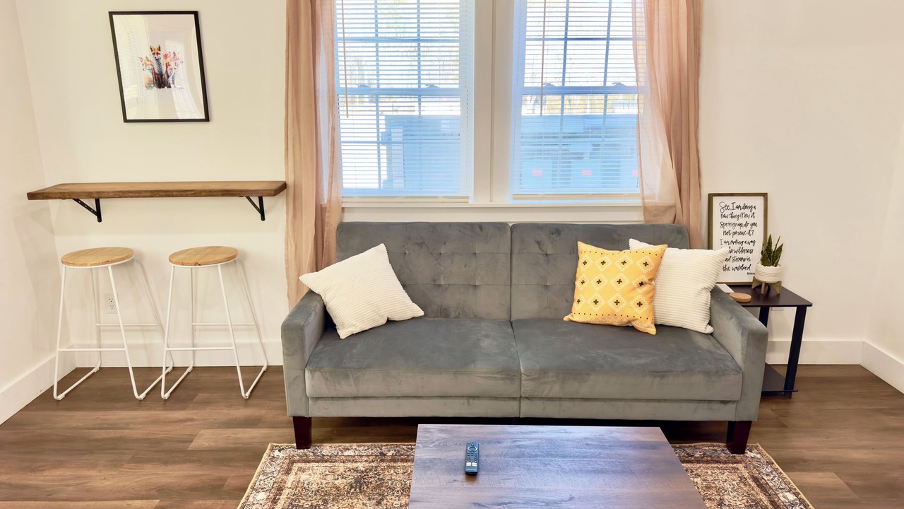 Photo of Livingroom in Albertville