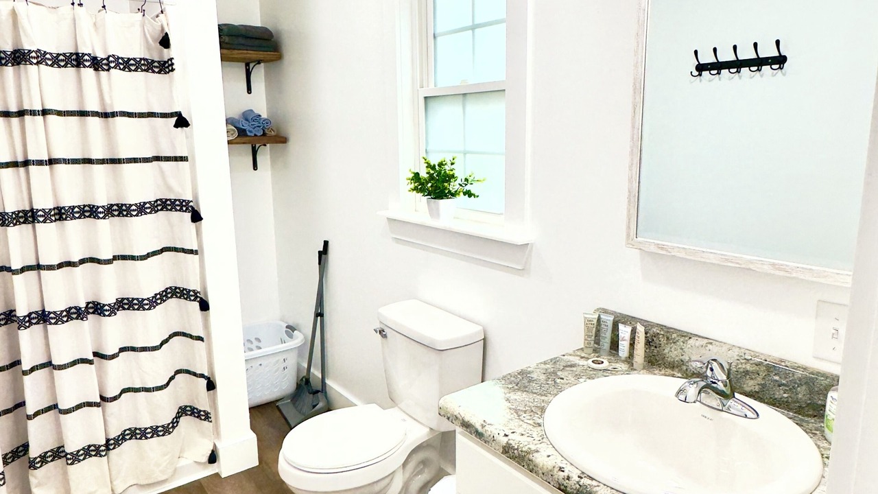 Photo of Bathroom in Albertville