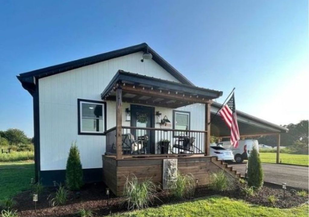 Photo of Outdoor in Cleora