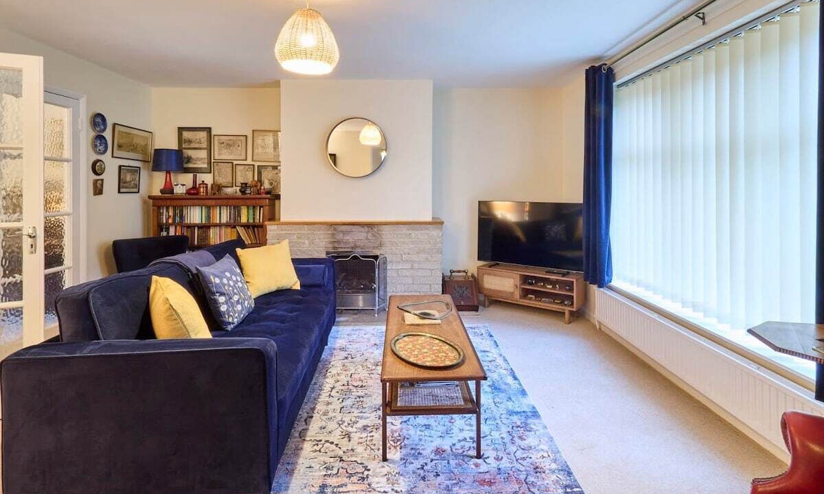 Photo of Others in Broad Oak