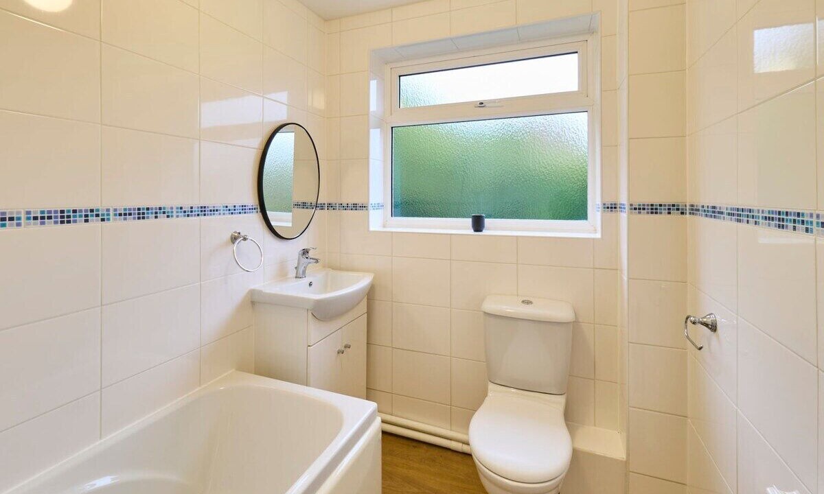 Photo of Others in Broad Oak