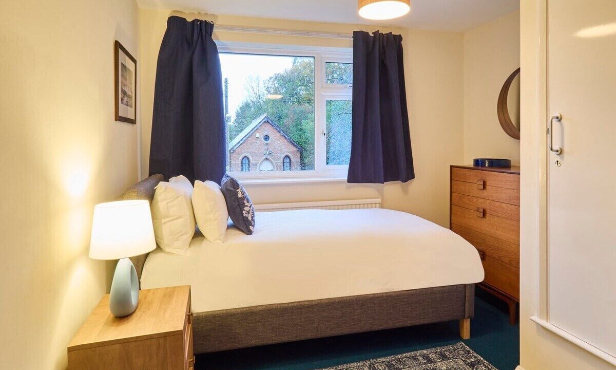 Photo of Others in Broad Oak