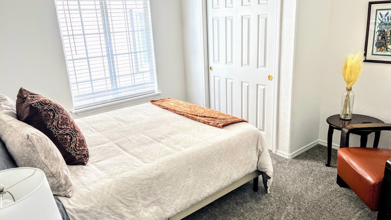 Photo of Bedroom in Arcata