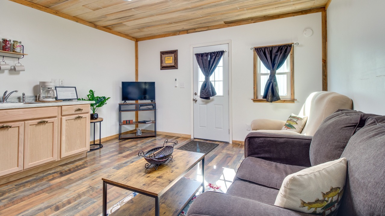 Photo of Livingroom in Lone Rock
