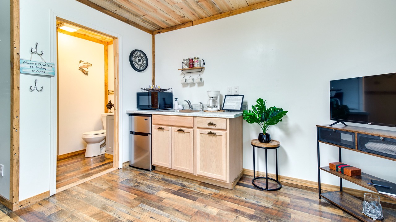 Photo of Others in Lone Rock