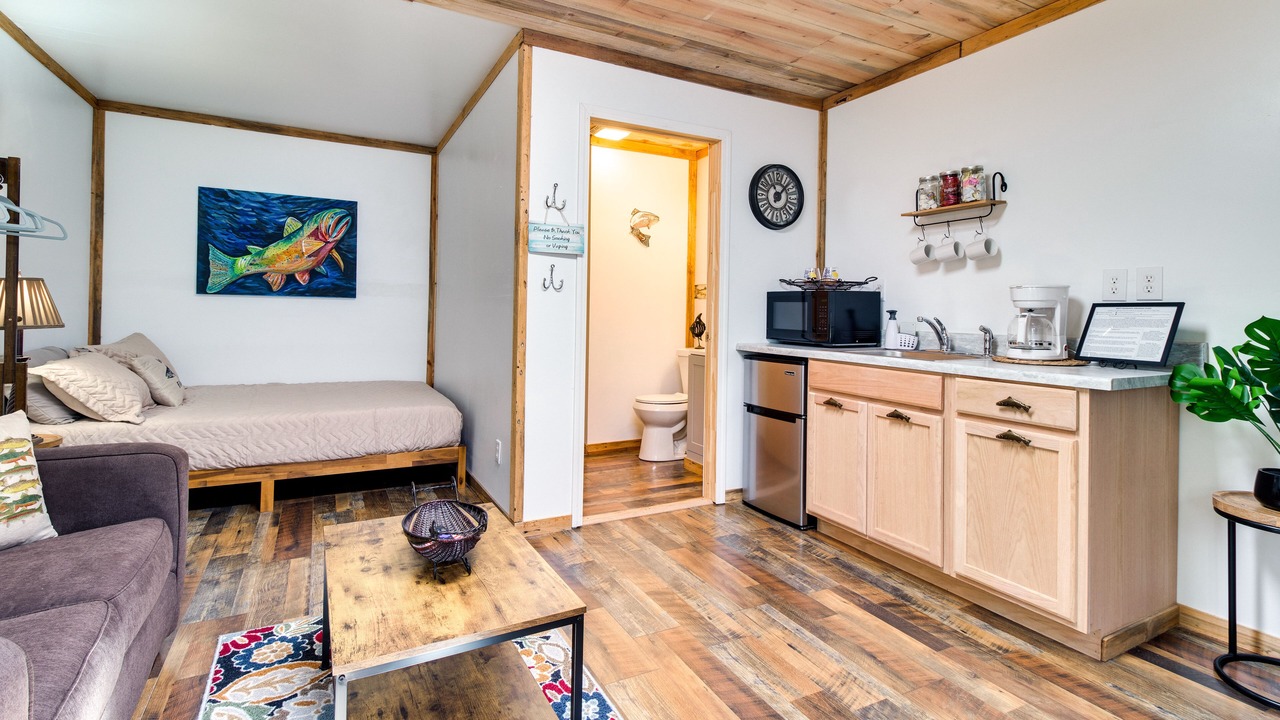 Photo of Others in Lone Rock