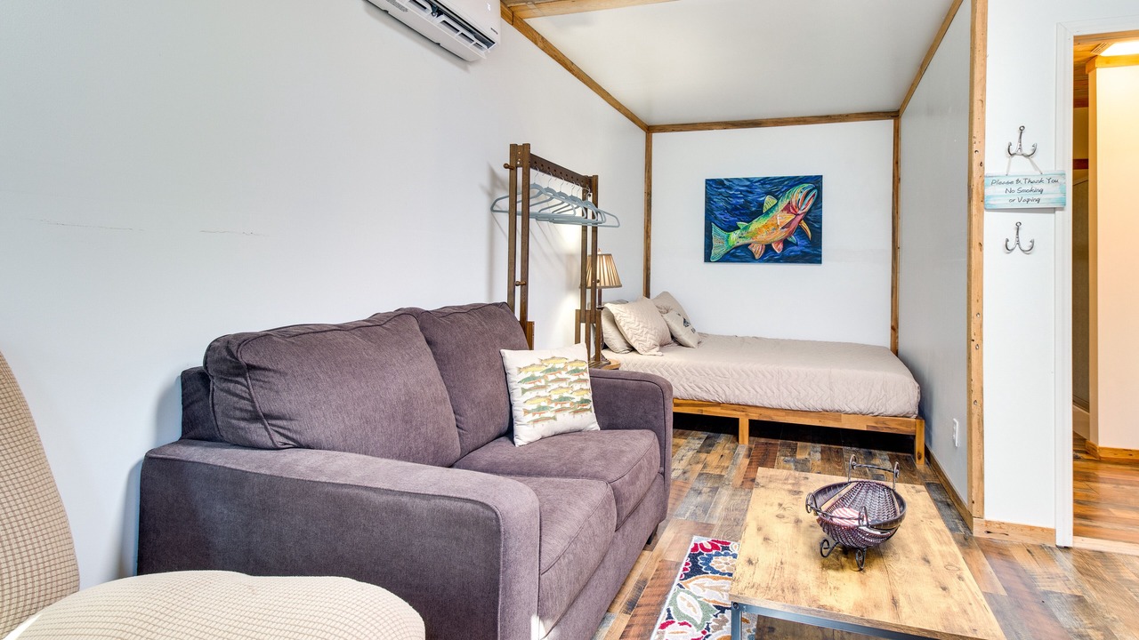 Photo of Livingroom in Lone Rock