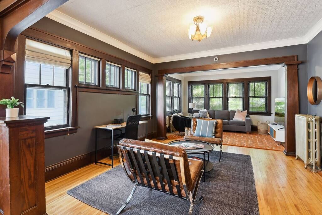 Photo of Bedroom in Linden Hills