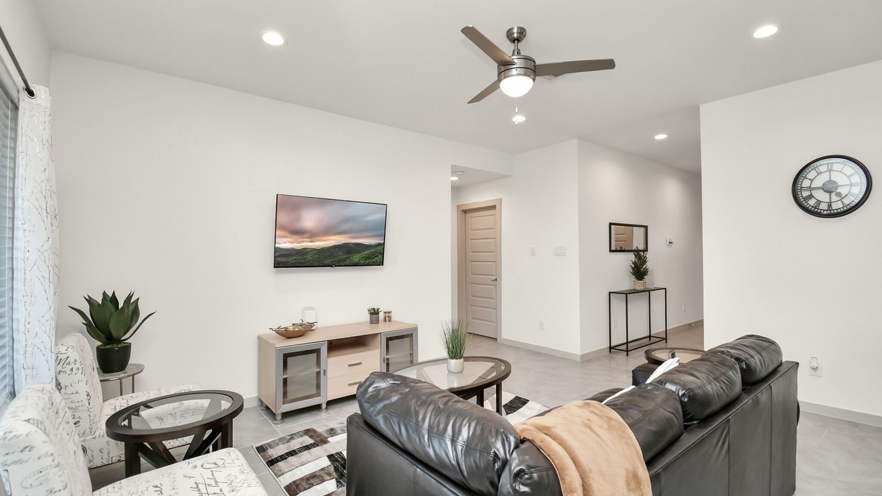 Photo of Livingroom in Barker