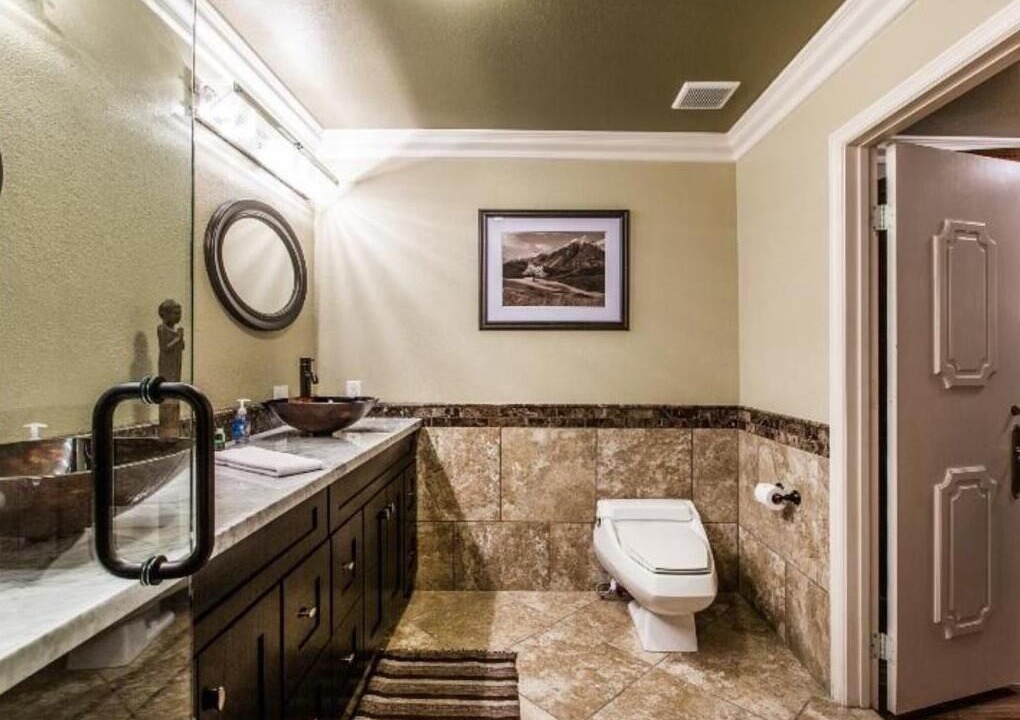 Photo of Bathroom in Sunrise Manor