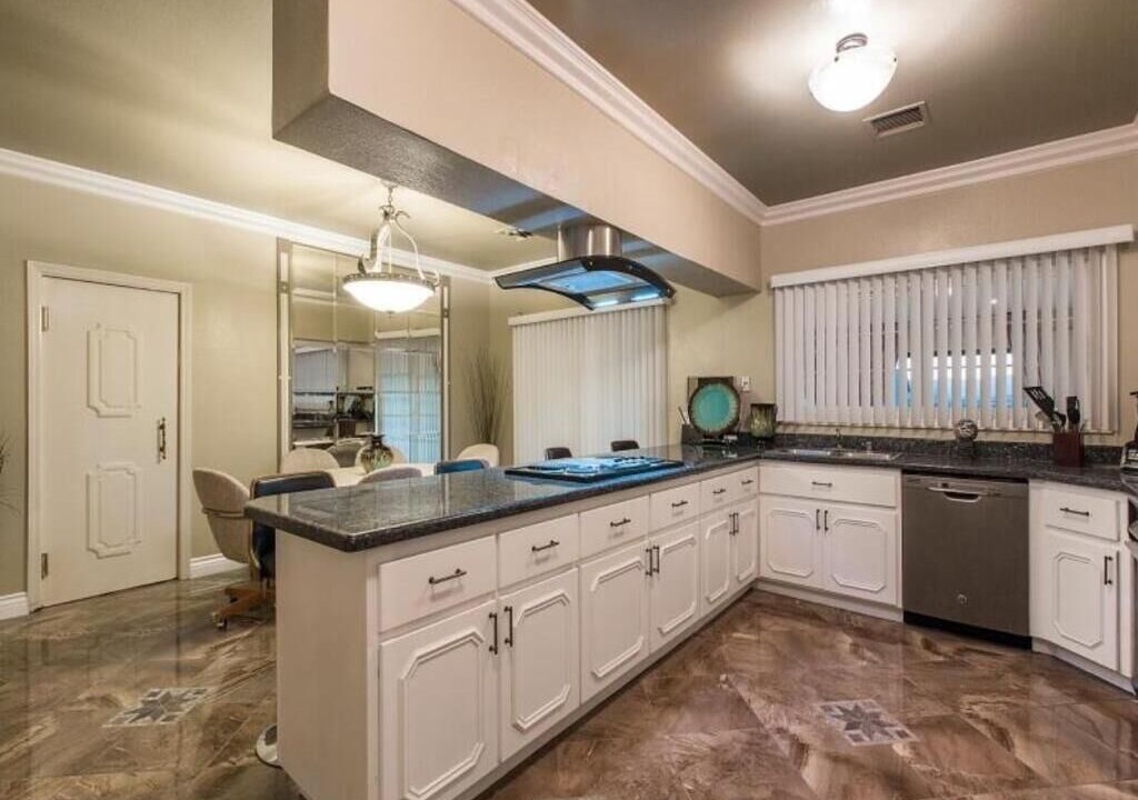 Photo of Kitchen in Sunrise Manor