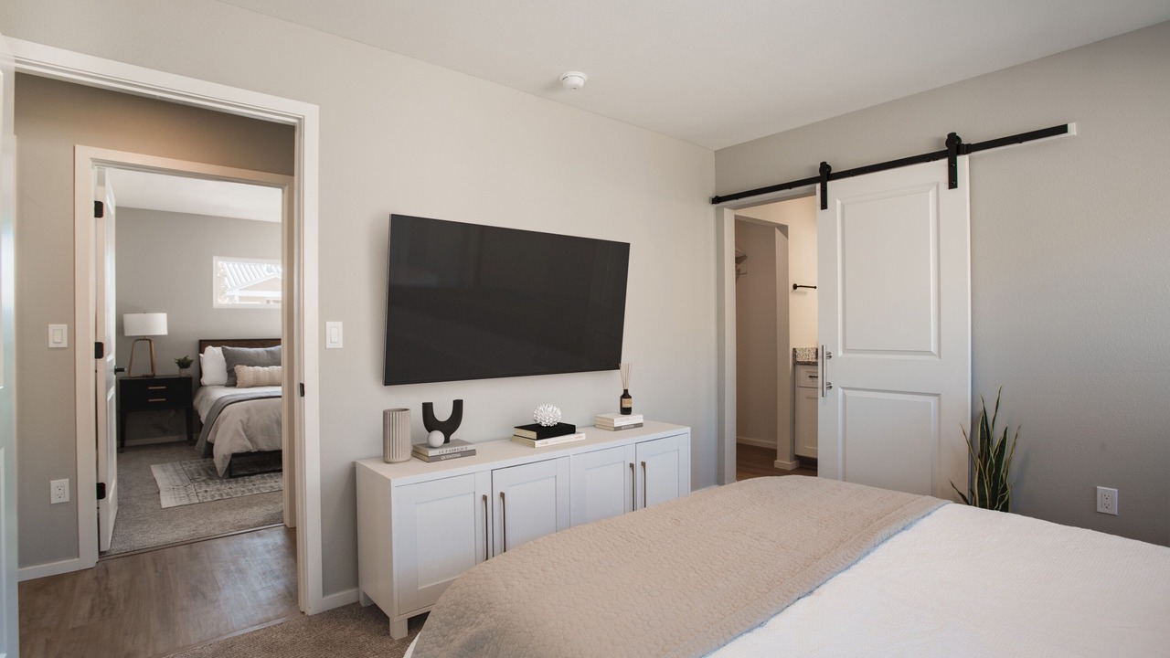 Photo of Bedroom in Raynolds Addition