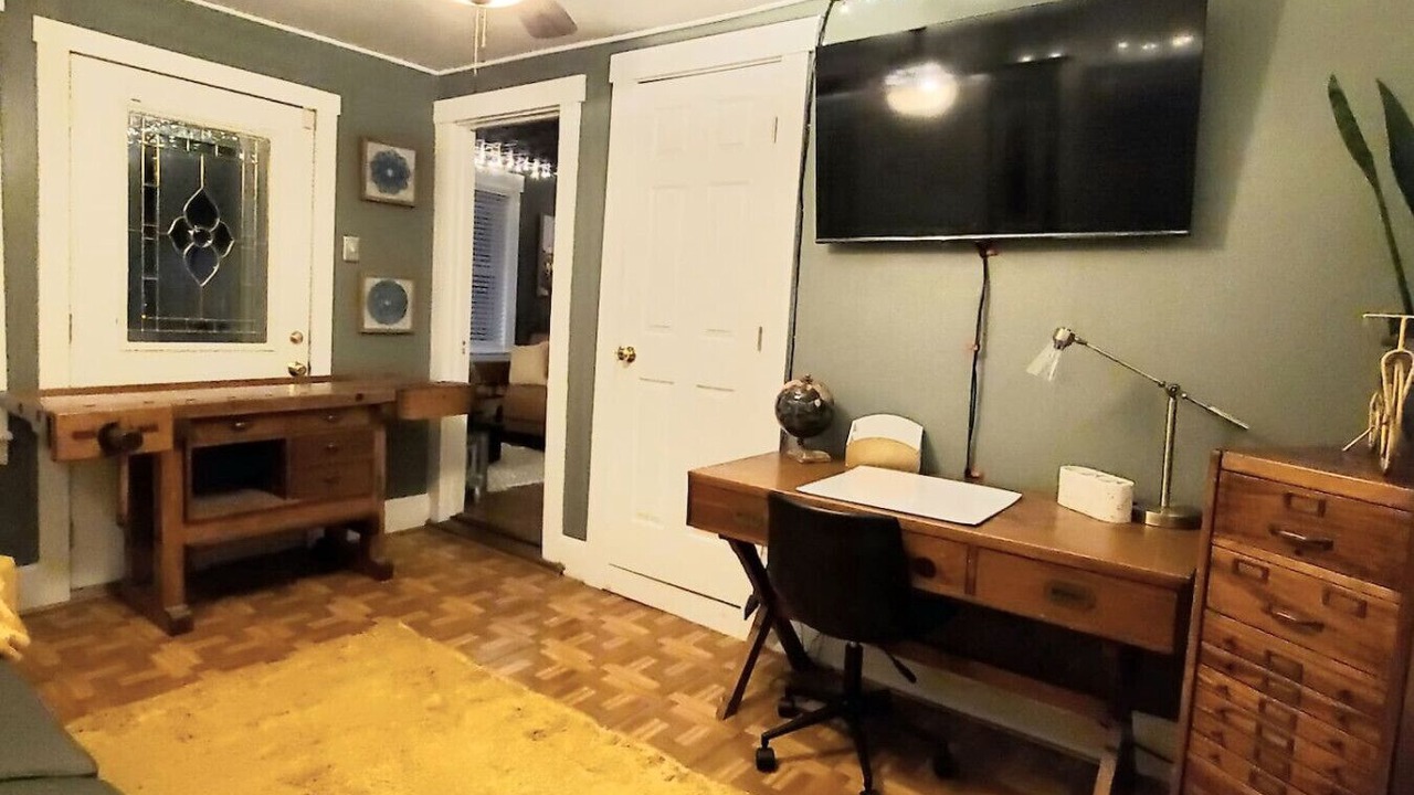 Photo of Bedroom in Elim