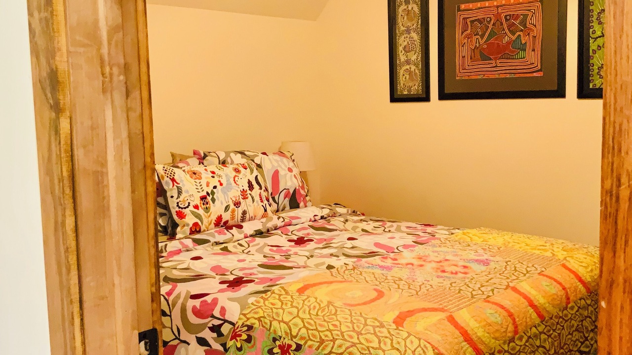 Photo of Bedroom in Newark