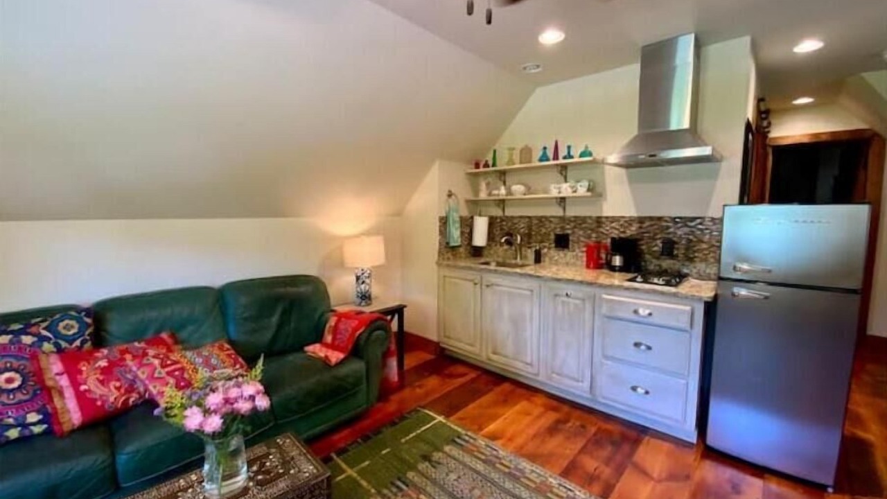 Photo of Livingroom in Newark