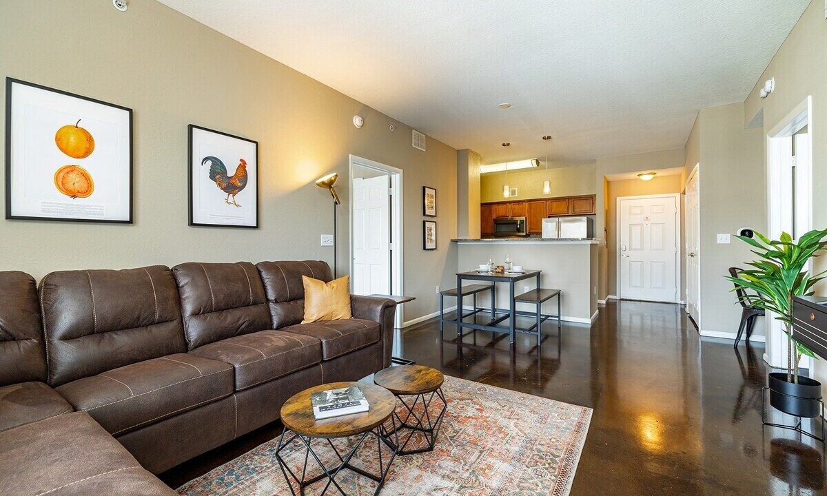 Photo of Livingroom in Channel District